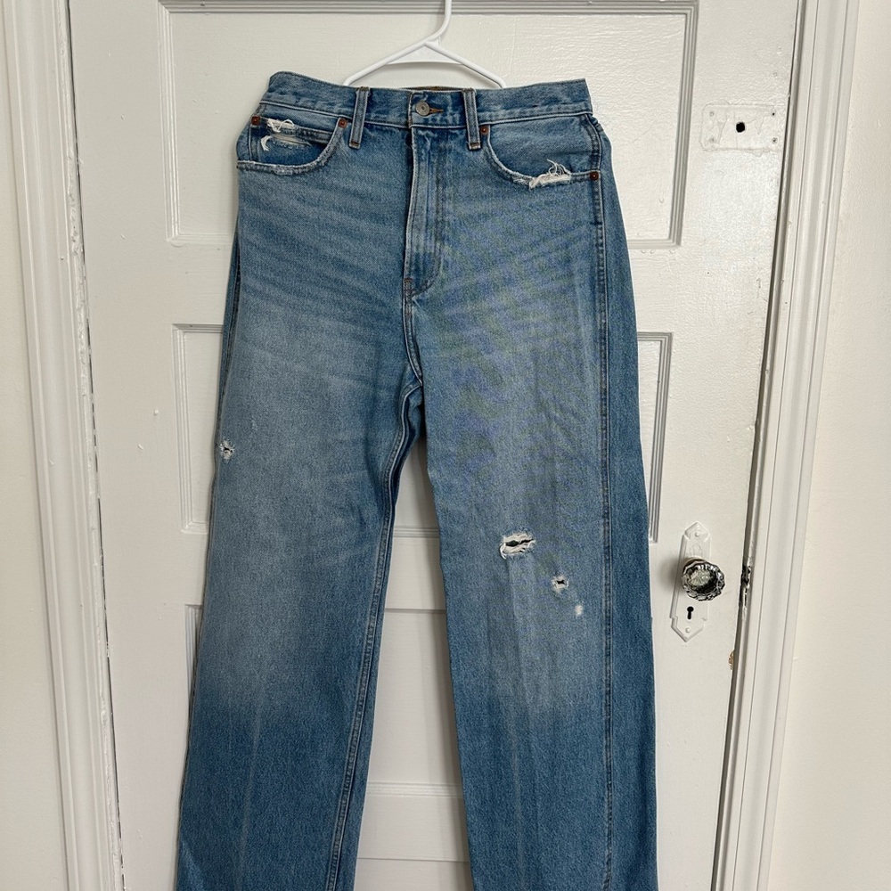 Abercrombie & Fitch Relaxed Fit Blue Jeans